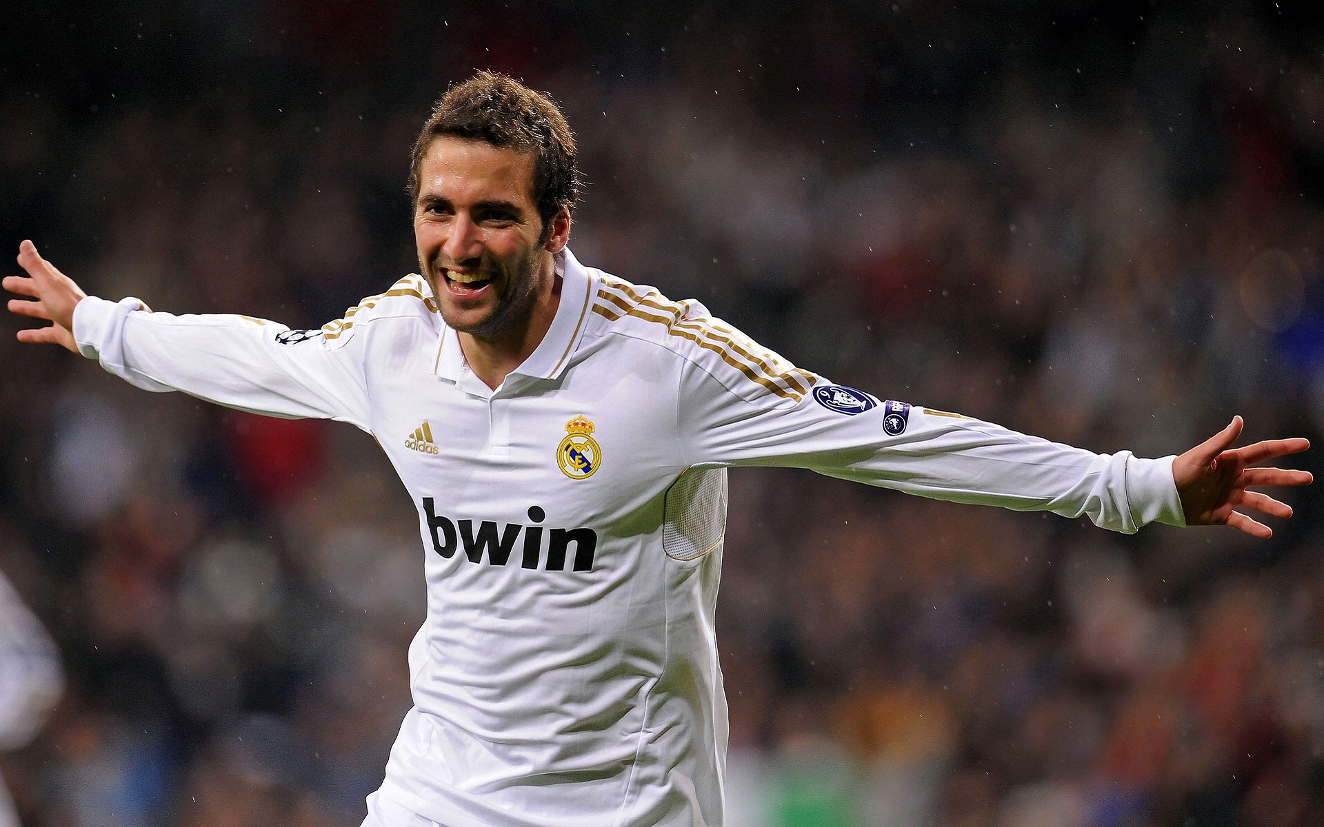 爱游戏体育官方在线-世界杯激情岁月：精彩片段，永世铭记！，最激情的世界杯歌曲是哪首